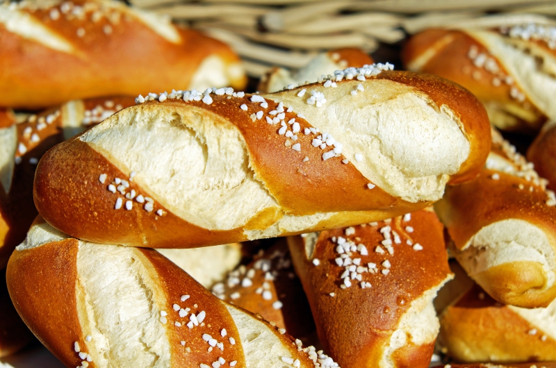 boutique-LA BRIGUE-min_dish-food-baking-dessert-bread-bakery-595291-pxhere.com